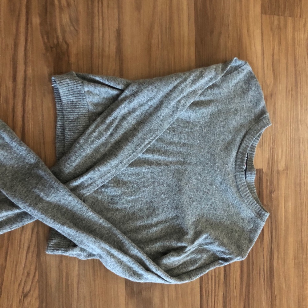 Brandy Melville Cropped Sweater